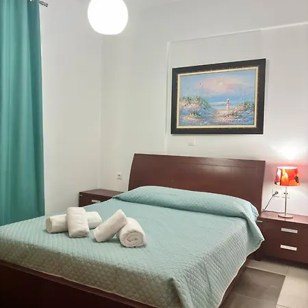 דירה Eleni Seaside Retreat *